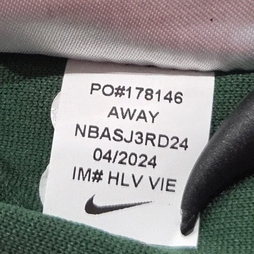 Milwaukee Bucks Damian Lillard‎ Jersey Youth Medium Nike NBA Green Swingman New